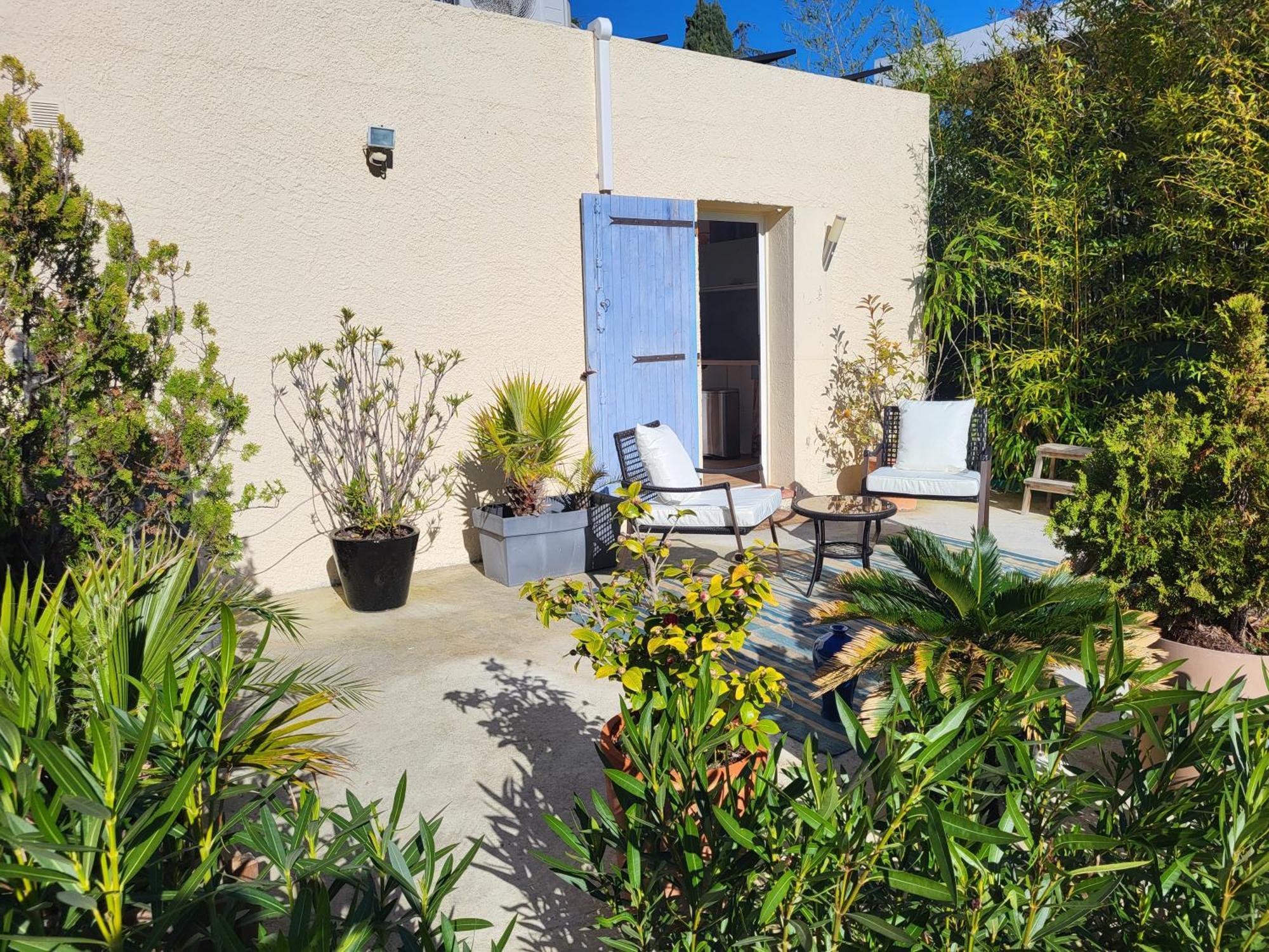 Studio Independant Avec Terrasse A Juan Les Pins Antibes Buitenkant foto